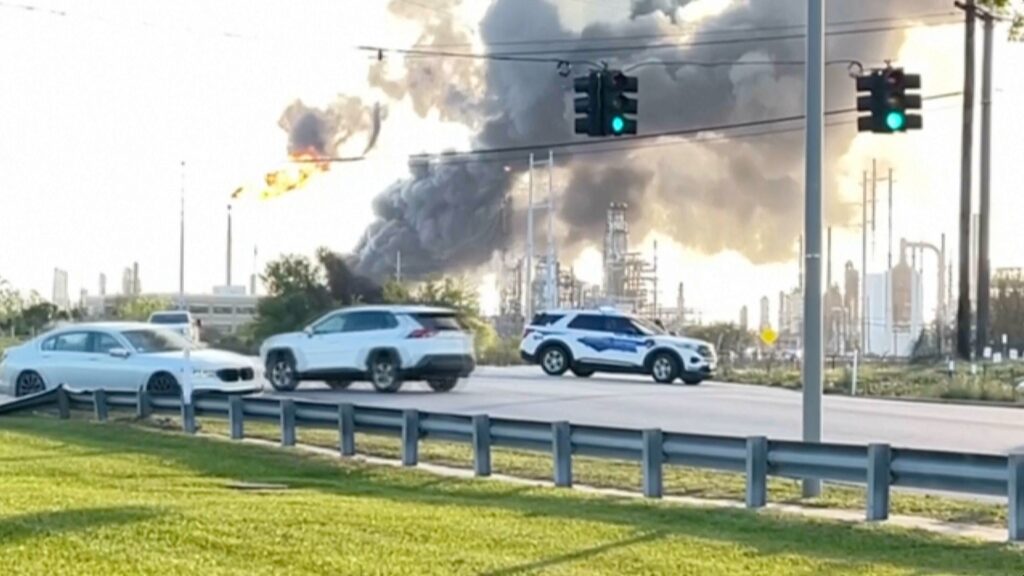 Explosión en refinería de Texas